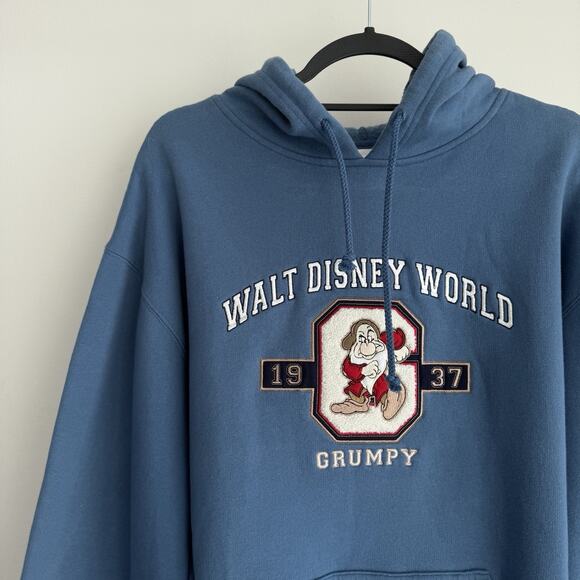 Vintage Disney Parks Hoodie Small Blue Grumpy Snow White Embroidered Sweatshirt - Picture 2 of 9